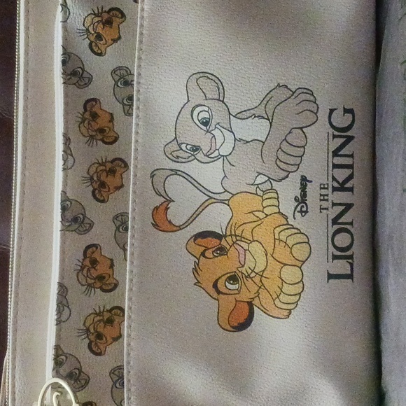 Disney Lion King Cosmetic Bags - Picture 4 of 16